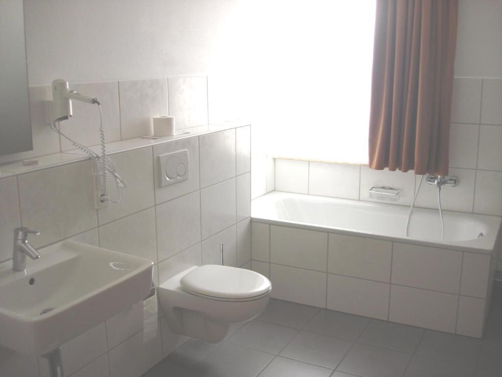 Hotel Zur Sonne Kirchhain Camera foto